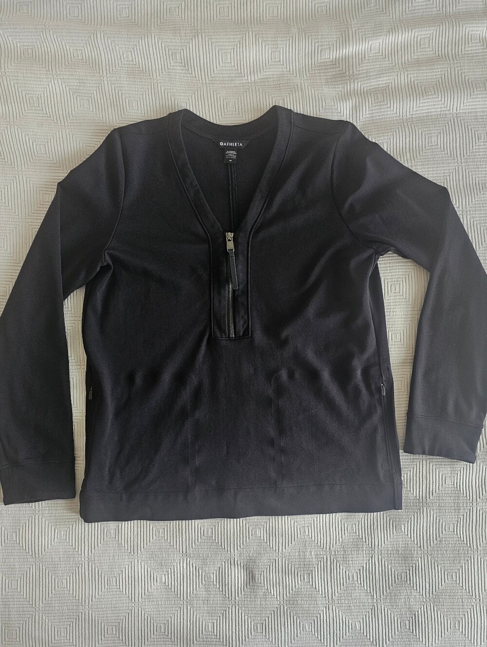 Athleta Black Half-Zip Long-Sleeve Pullover With Zip Pockets